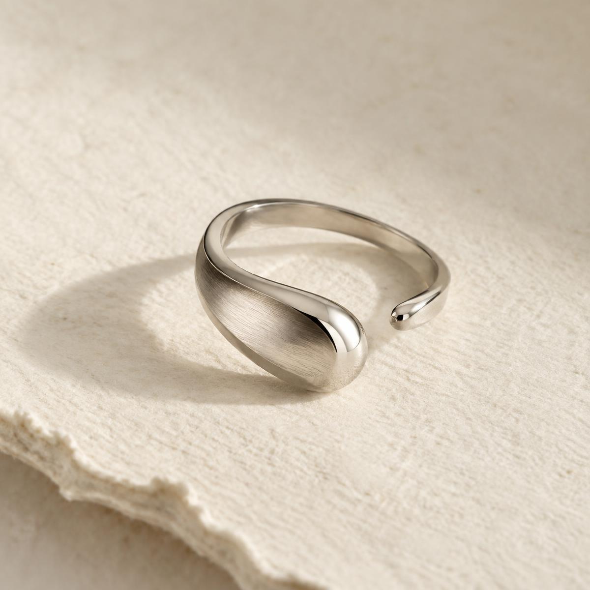 Orbit ring in Silver or Brass